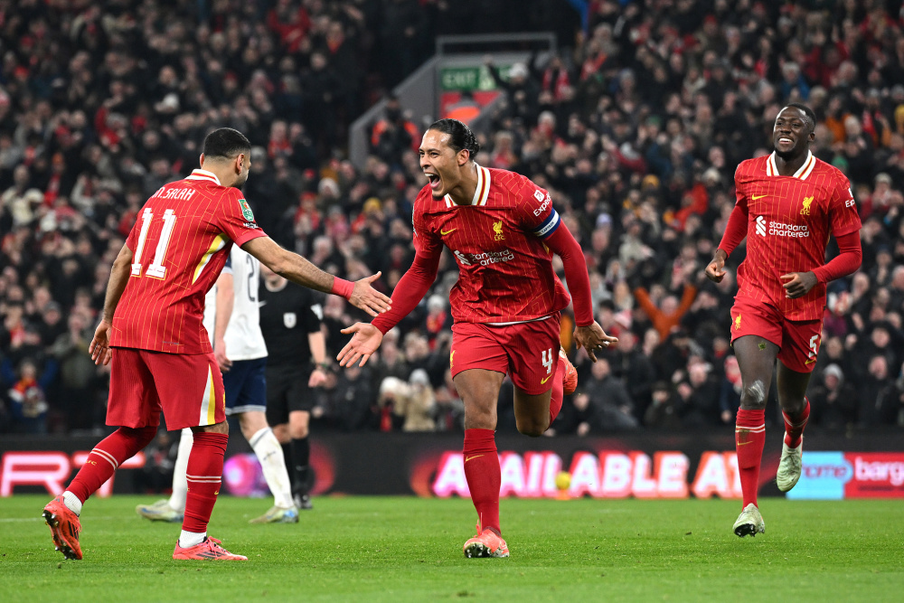 利物浦再现神勇,成功挺进强 利物浦再现神勇,成功挺进强