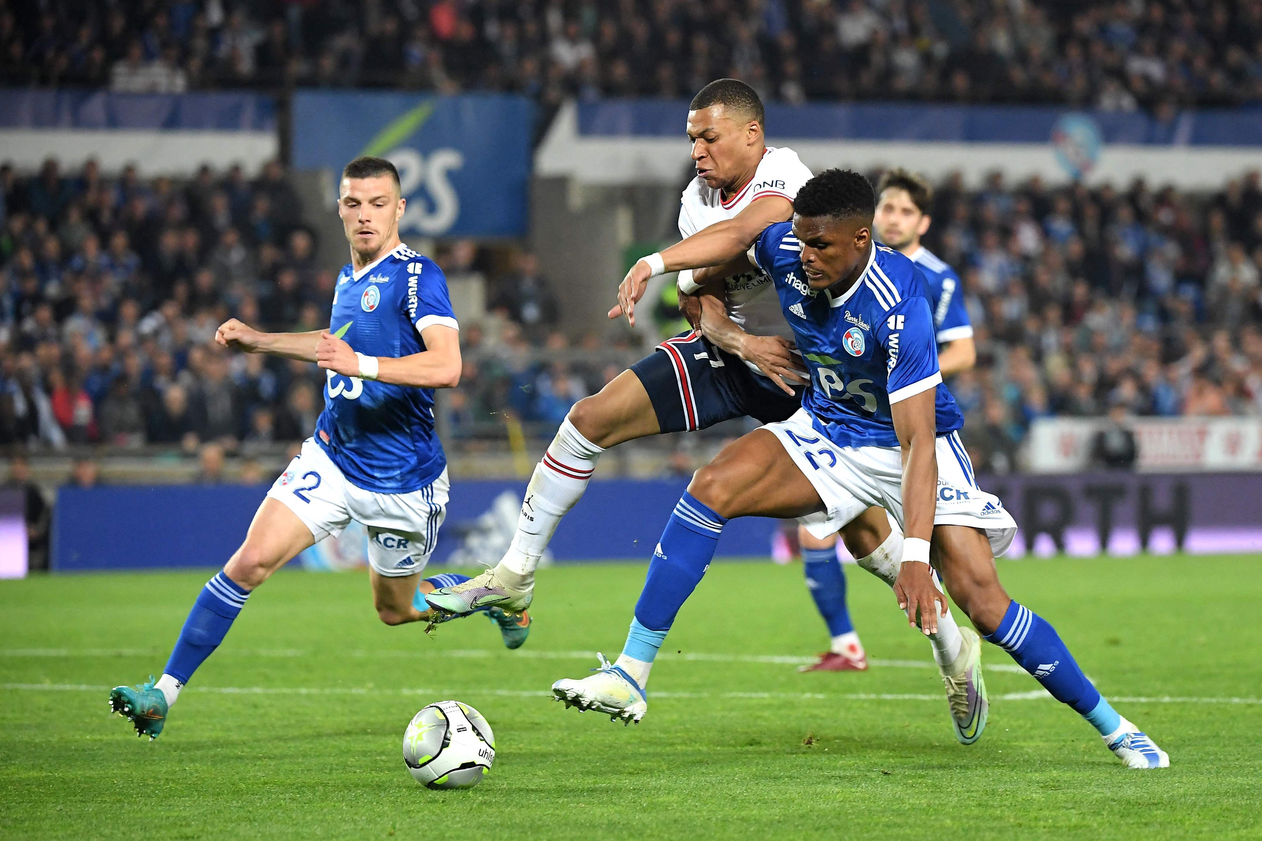 欧联杯淘汰赛制打响,球队实力角逐异常激烈的简单介绍 欧联杯淘汰赛制打响,球队实力角逐异常激烈的简单介绍