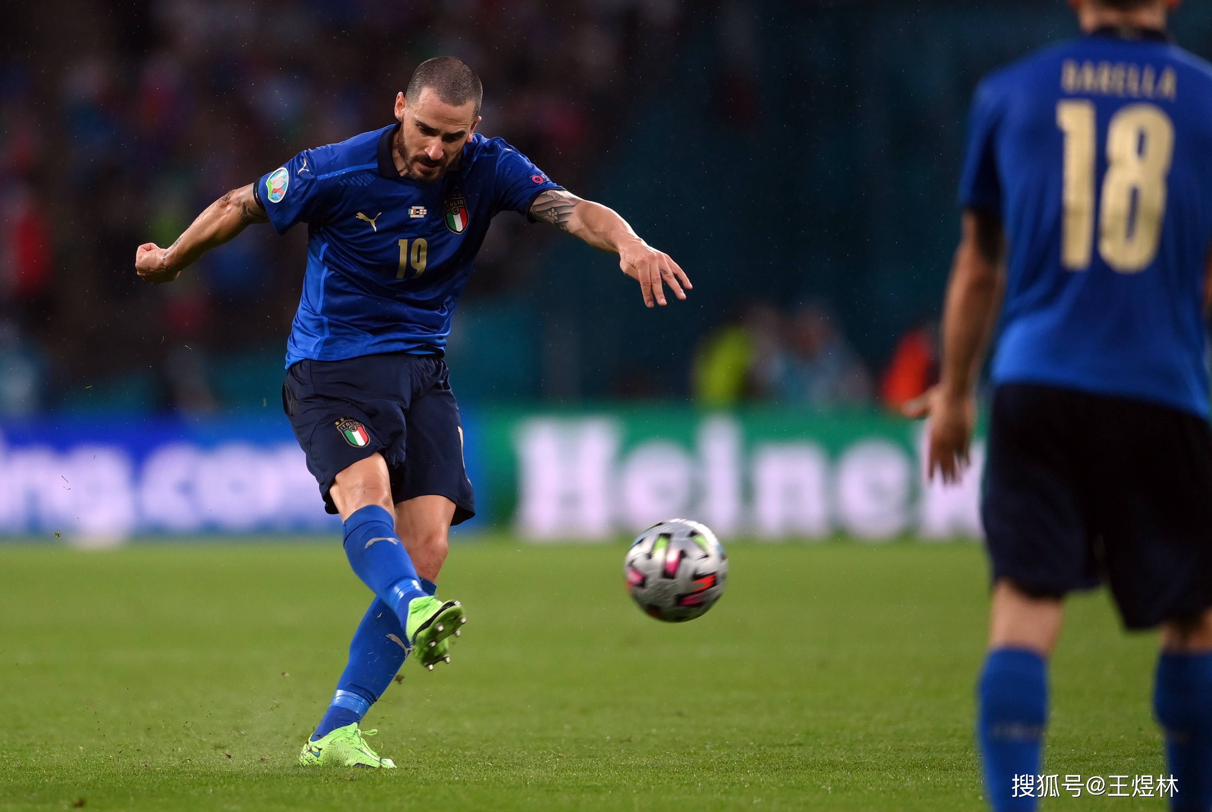 爱游戏在线-包含意大利篮球超级联赛掀起热潮，强队对决的词条