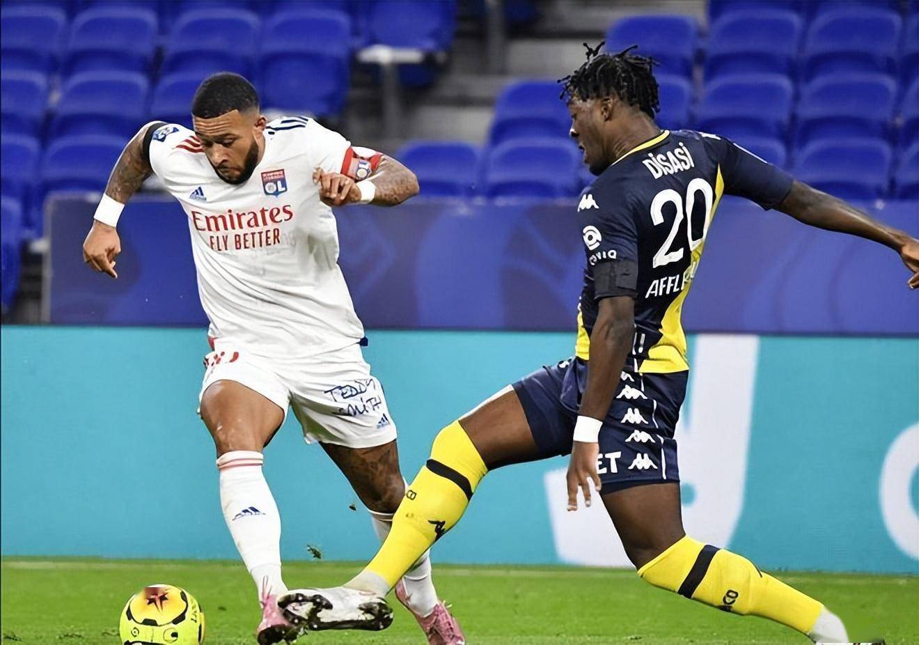 包含里昂俱乐部宣布新签约球员,提升球队实力的词条 包含里昂俱乐部宣布新签约球员,提升球队实力的词条