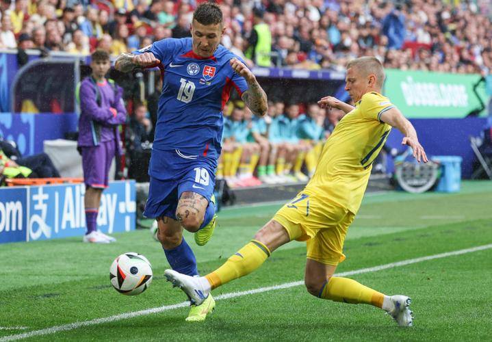 欧国联比赛:斯洛伐克绝杀波兰意外获胜 欧国联比赛:斯洛伐克绝杀波兰意外获胜