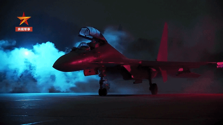 战术变化让观众大呼过瘾，胜负仍是未知数的简单介绍