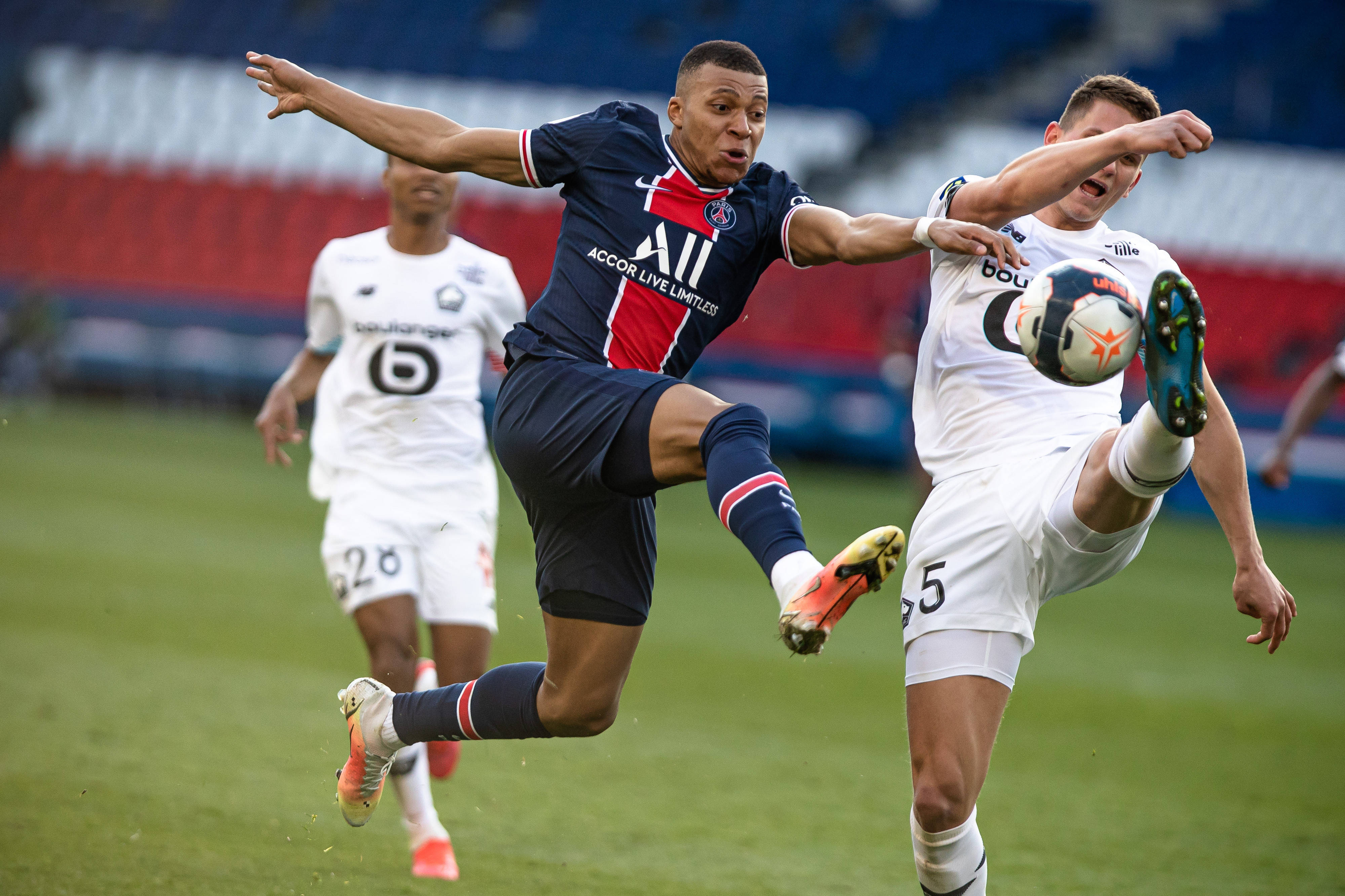 包含图卢兹主场失利,球队备战下一场比赛的词条 包含图卢兹主场失利,球队备战下一场比赛的词条