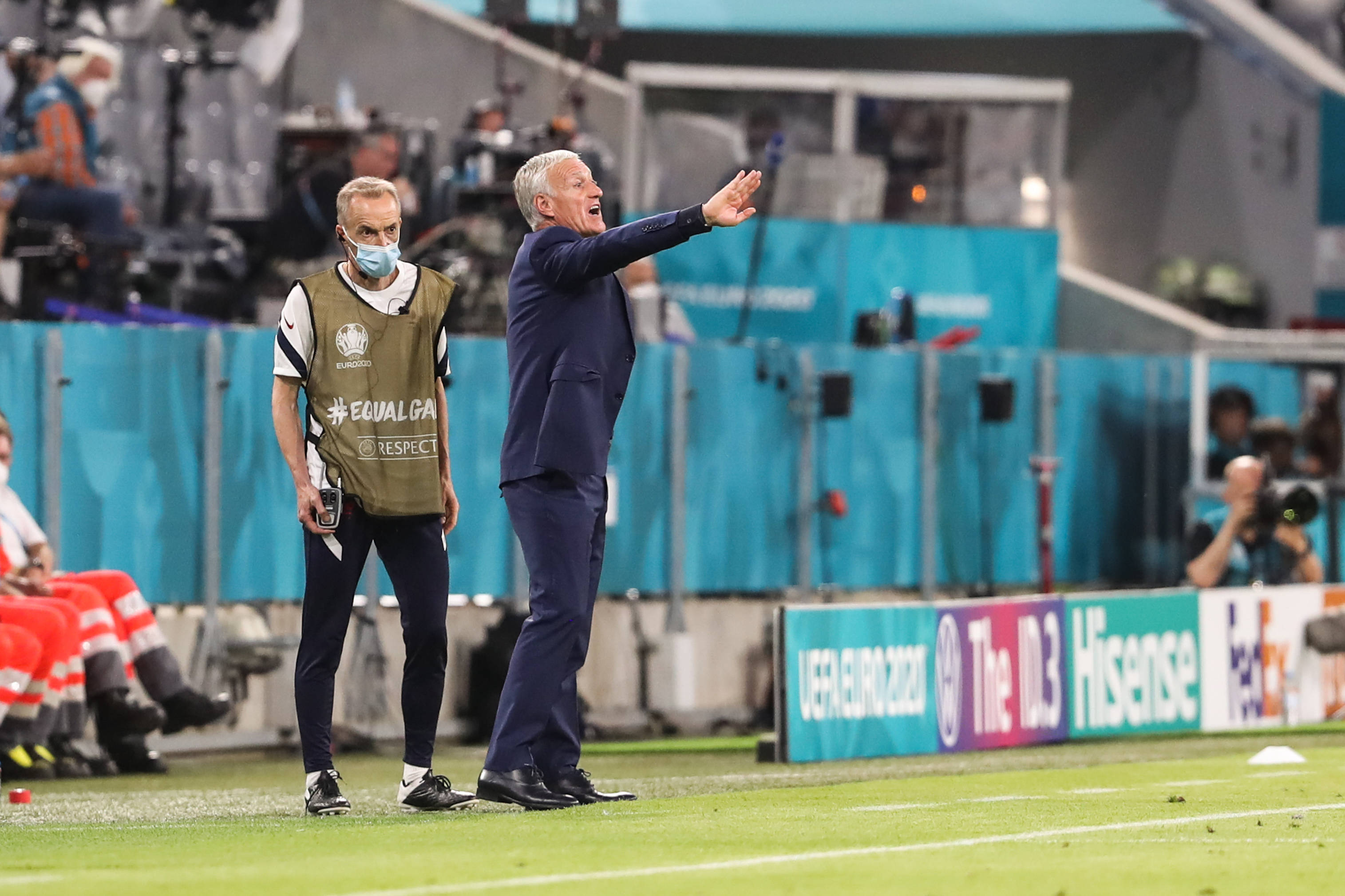 爱游戏在线-波兰胜出关键战，继续冲击欧锦赛冠军的简单介绍