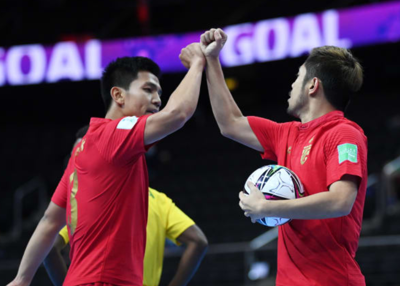 南美劲旅狂胜对手,锁定小组第一的简单介绍 南美劲旅狂胜对手,锁定小组第一的简单介绍