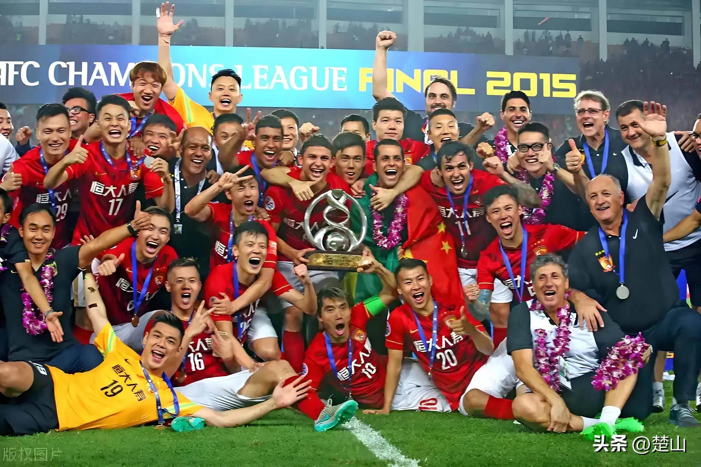 爱游戏体育-球员们备战，为了亚洲足球荣誉而战