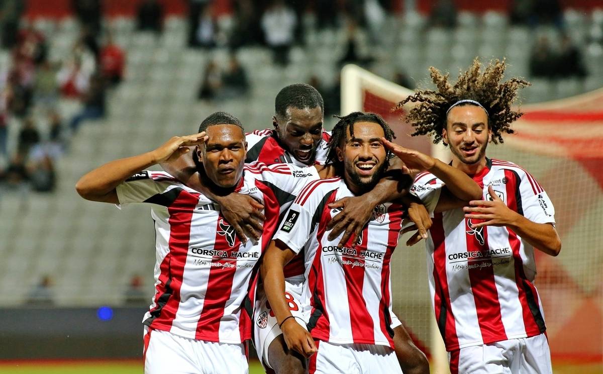 阿雅克肖客场挑战圣埃蒂安,胜负难以预料的简单介绍 阿雅克肖客场挑战圣埃蒂安,胜负难以预料的简单介绍