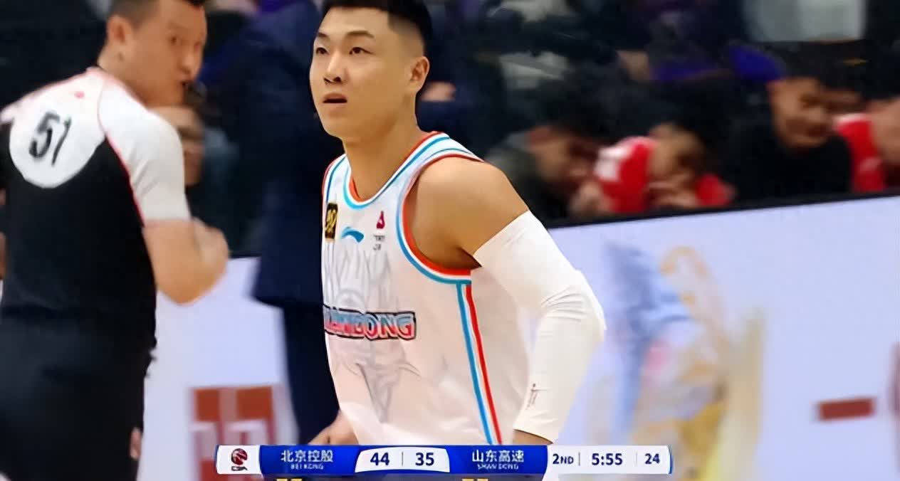 马来西亚战队遭遇不利局面争取扭转 马来西亚战队遭遇不利局面争取扭转