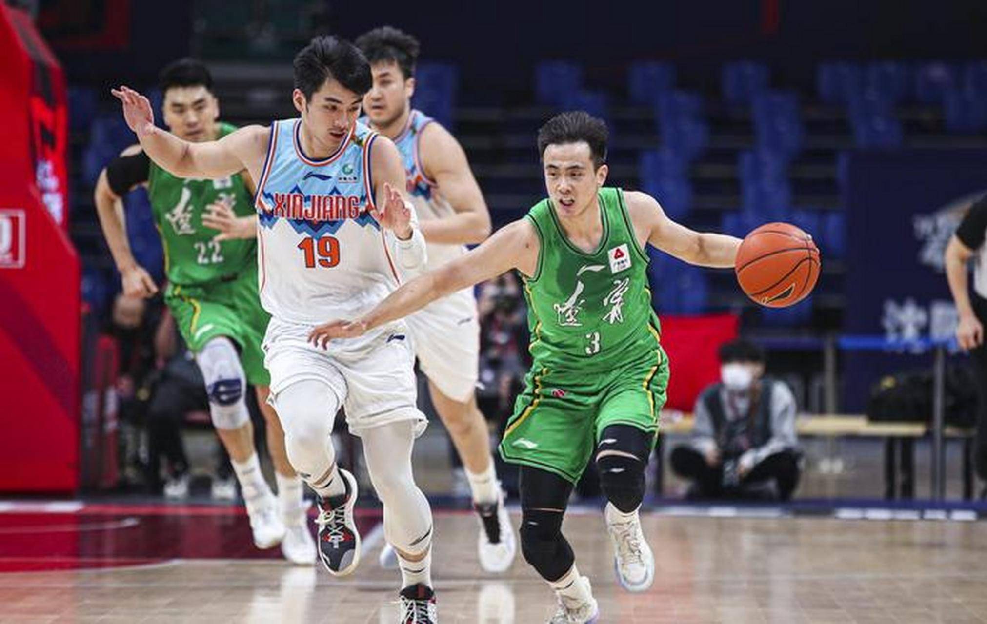 爱游戏官网-辽宁主场遭遇惨败，告别不败纪录