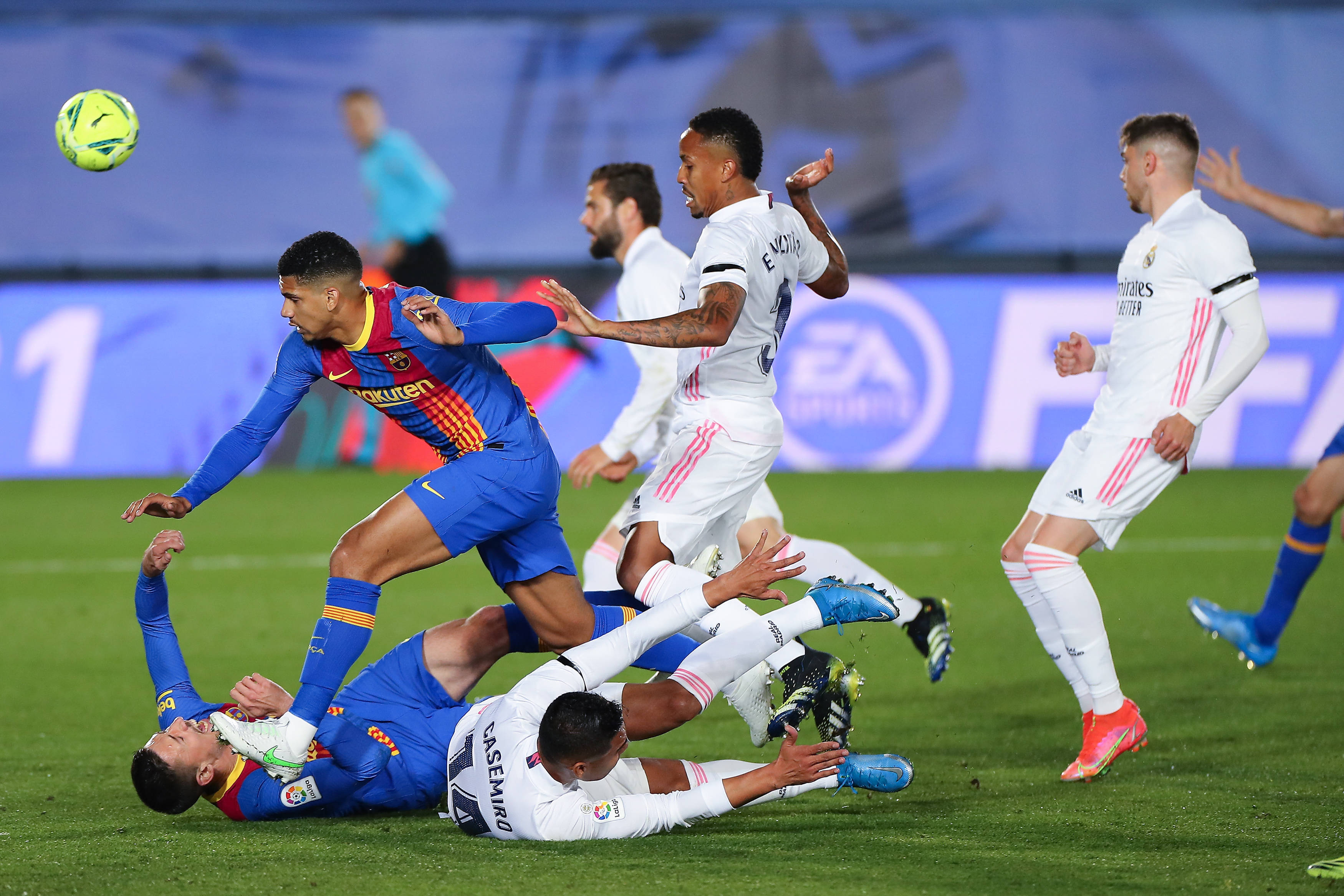 皇马中场控制比赛,获得关键胜利 皇马中场控制比赛,获得关键胜利