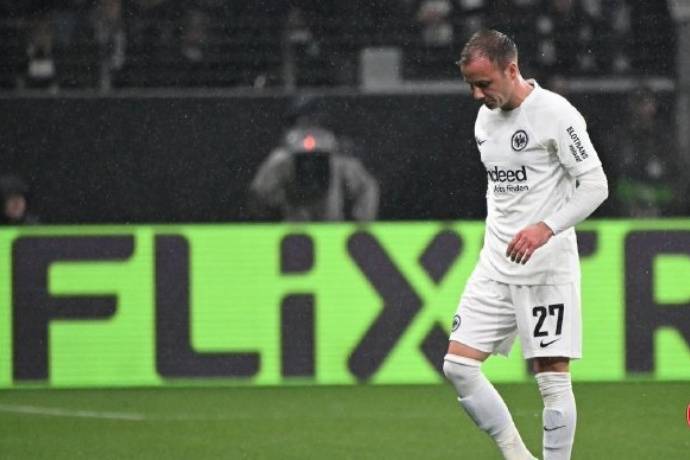 关于弗赖堡在主场击败对手,保级压力减轻的信息 关于弗赖堡在主场击败对手,保级压力减轻的信息