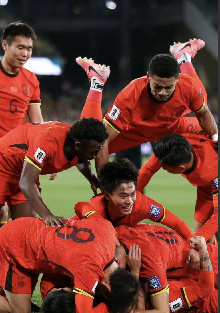 热门球队在国际赛事中遇强对手,面临挑战 热门球队在国际赛事中遇强对手,面临挑战