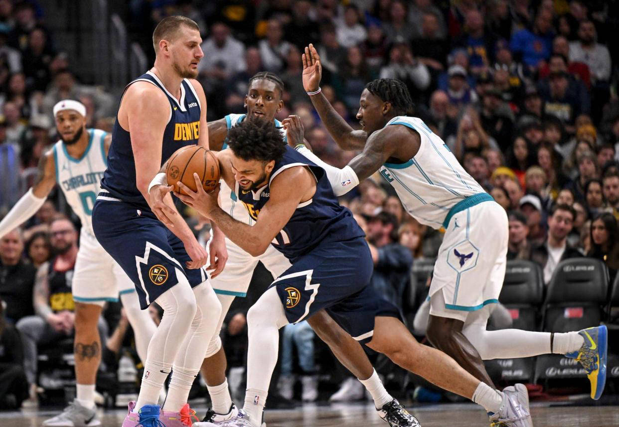 包含掘金擒小牛继续两连胜积极积分,穆雷全场狂砍分带领球队继续取胜的词条 包含掘金擒小牛继续两连胜积极积分,穆雷全场狂砍分带领球队继续取胜的词条