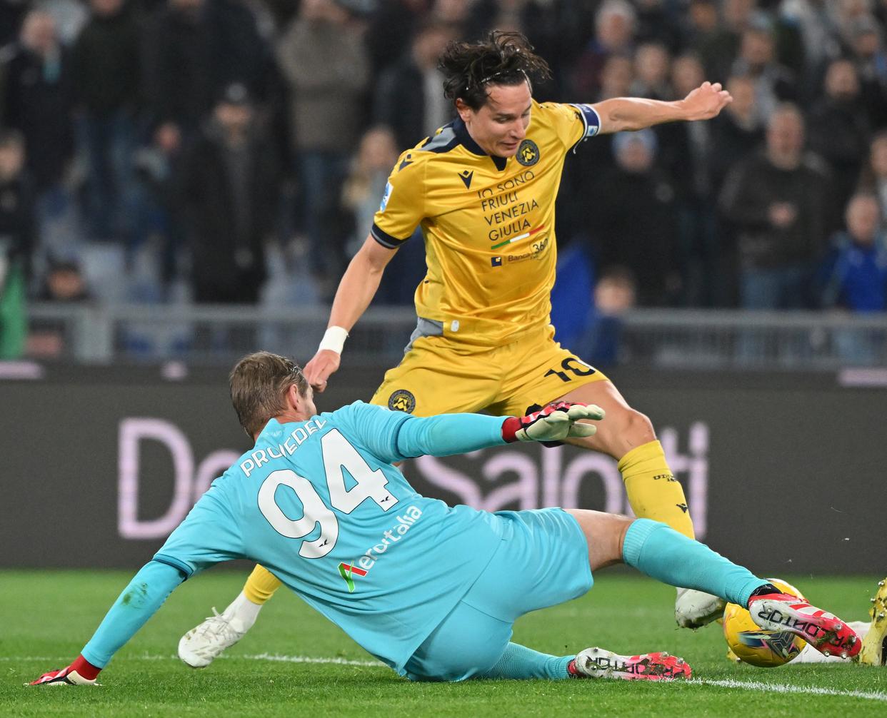 乌迪内斯战胜维罗纳,挺进联赛前四 乌迪内斯战胜维罗纳,挺进联赛前四