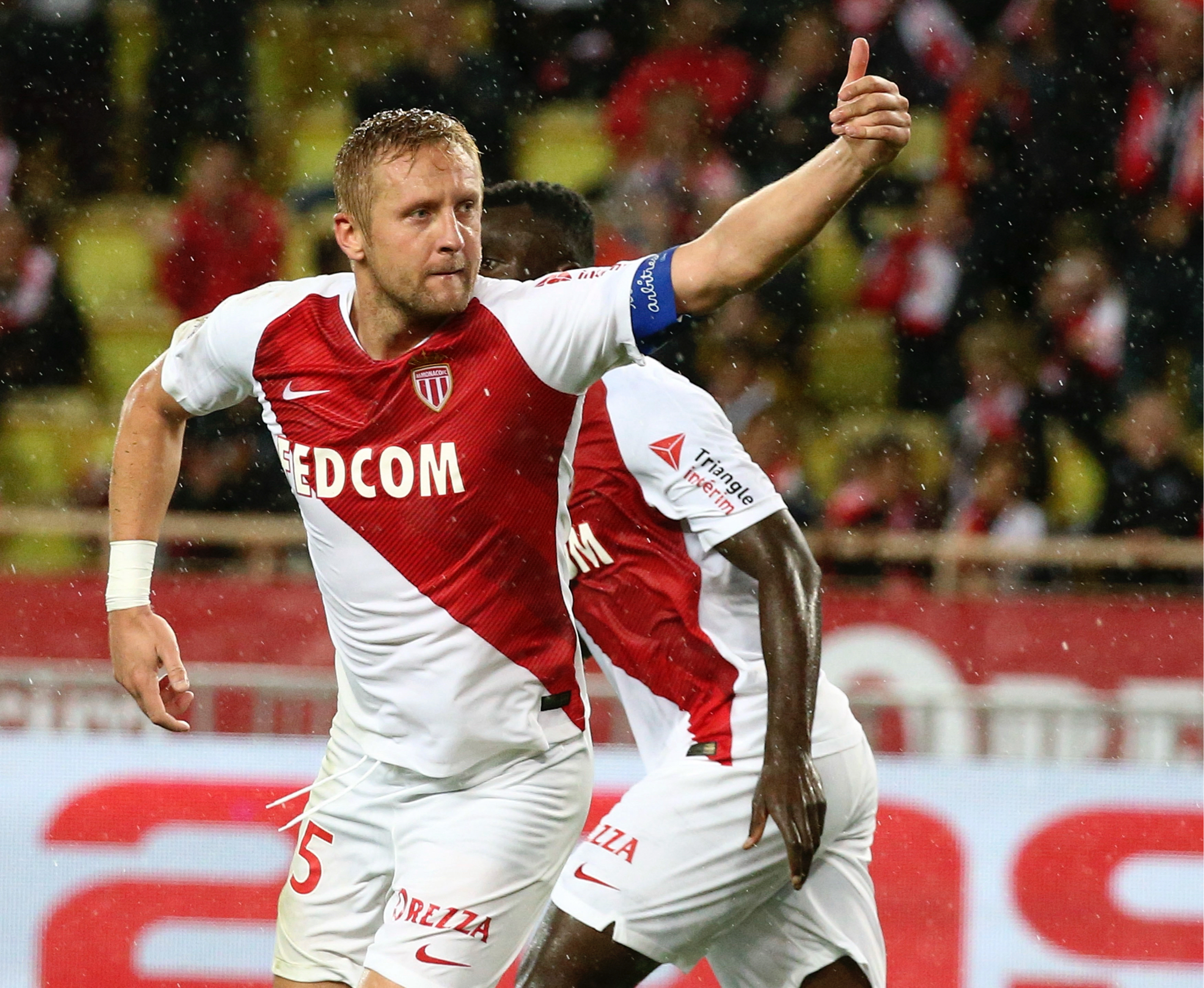 摩纳哥主场赢得胜利,豪取三分 摩纳哥主场赢得胜利,豪取三分