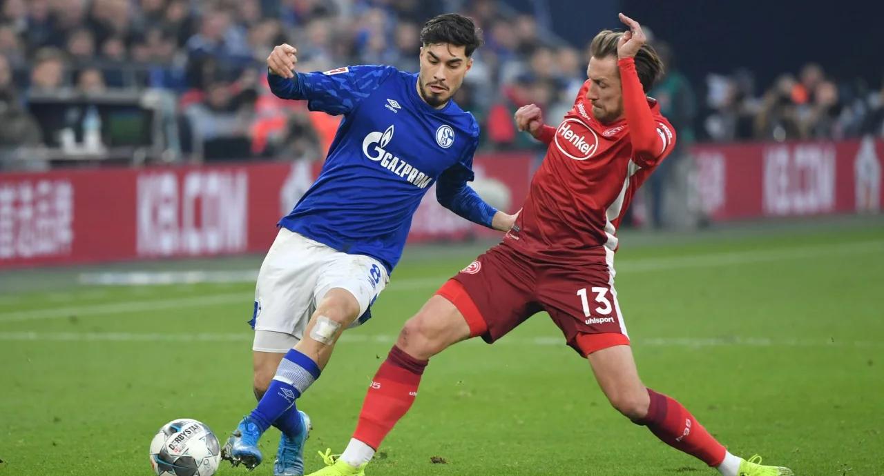 包含沙尔克总胜場面临重建,球队成绩难振的词条 包含沙尔克总胜場面临重建,球队成绩难振的词条