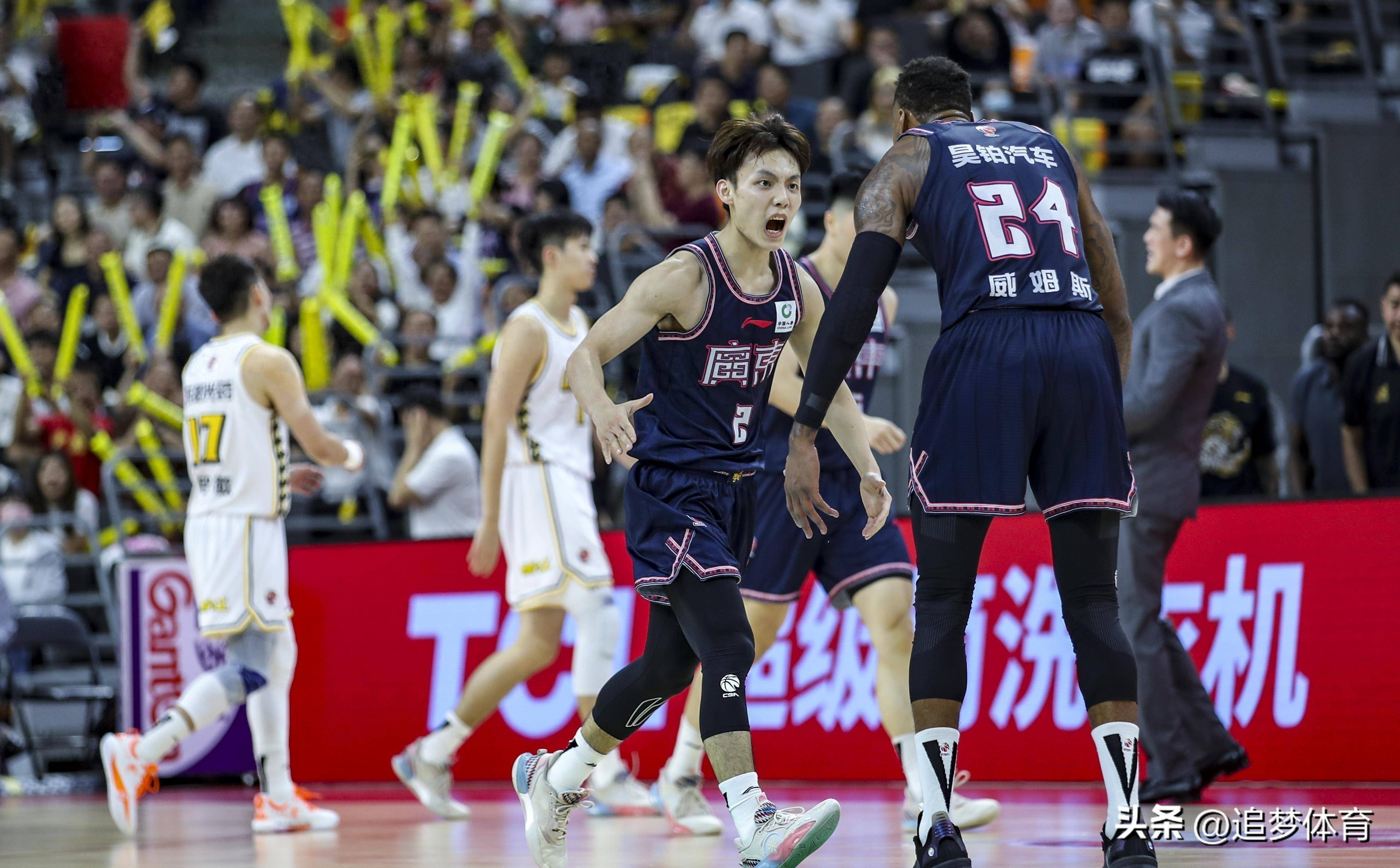 爱游戏官网-包含体育风云！球队士气高昂，比赛如火如荼的词条