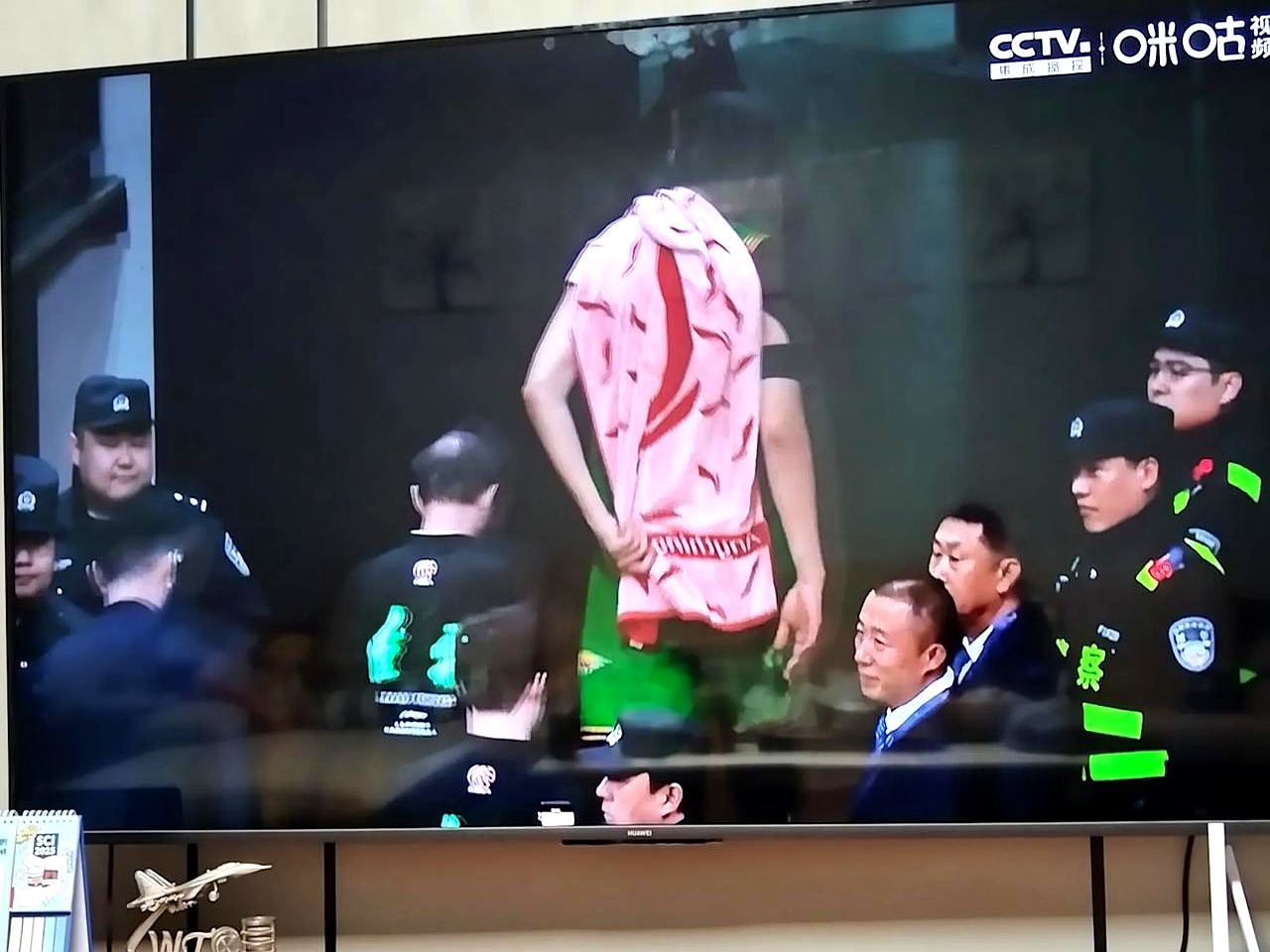 爱游戏娱乐-辽宁队取得连胜，福建队遭遇困境