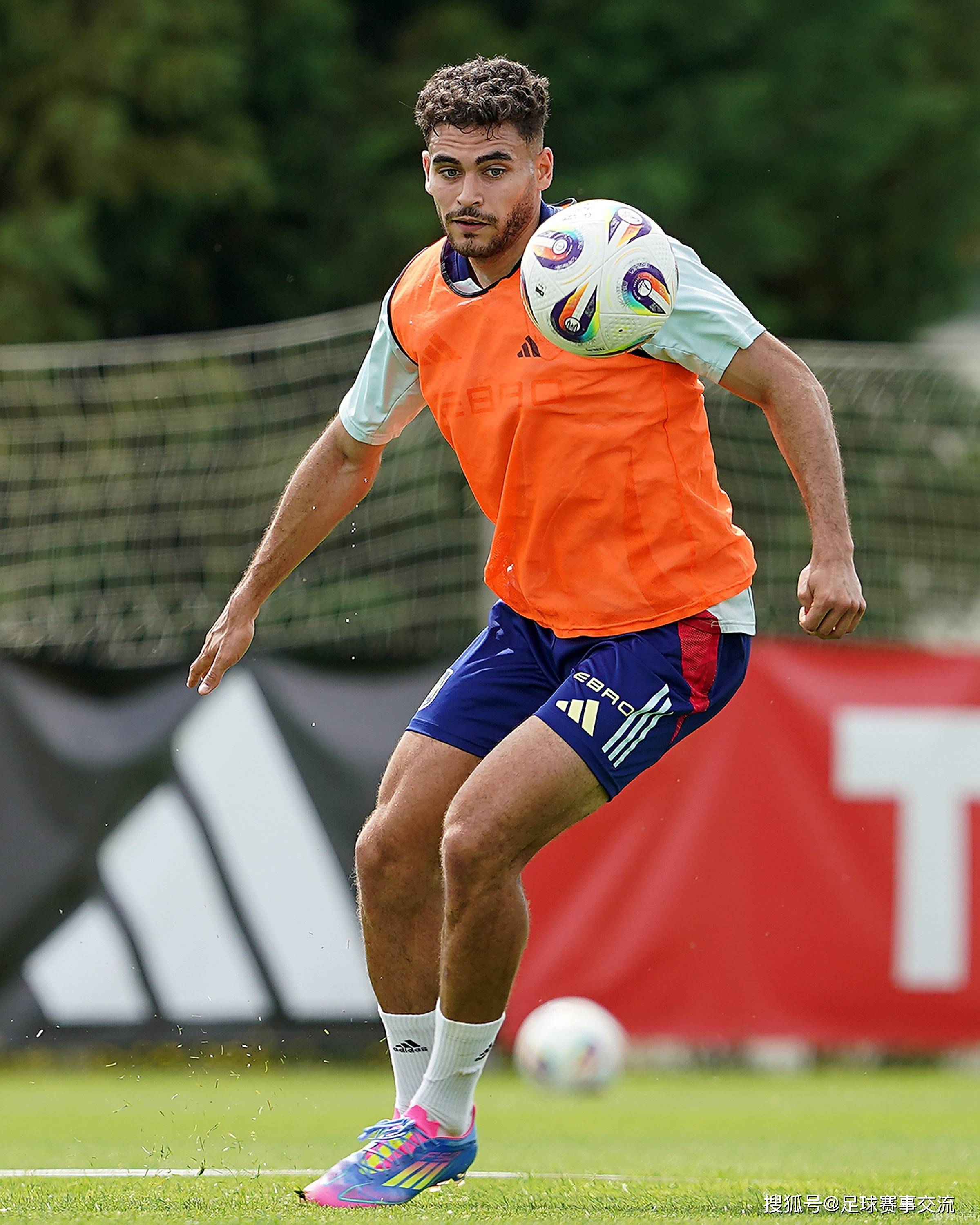 关于欧冠英超球员回归国家队备战欧预赛的信息 关于欧冠英超球员回归国家队备战欧预赛的信息