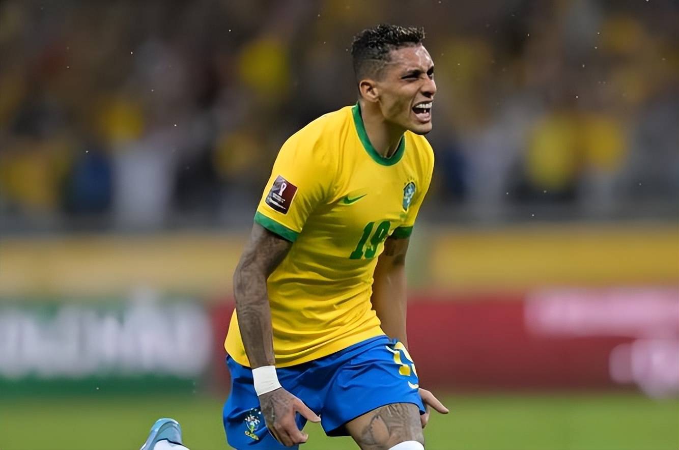 爱游戏体育-巴西国家队在友谊赛中展现出色表现