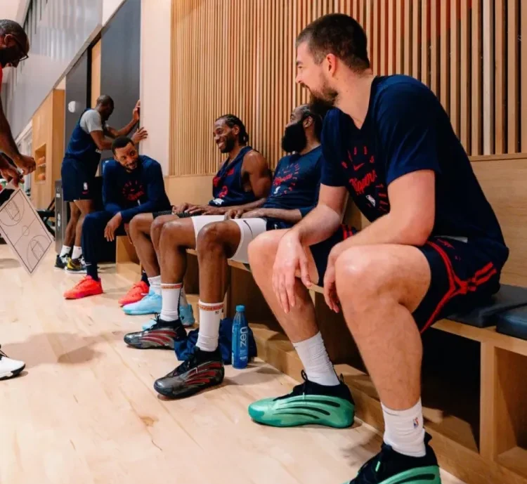 爱游戏官网-包含一线城市球队的表现引人关注，球员状态抢眼！的词条