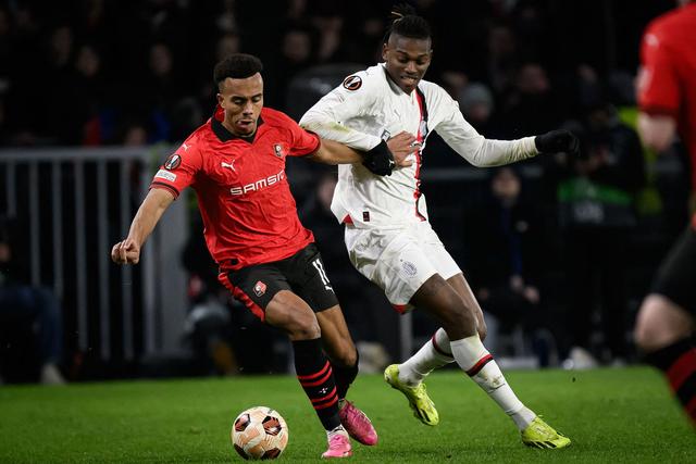 AC米兰主场劣势明显,连续输球 AC米兰主场劣势明显,连续输球