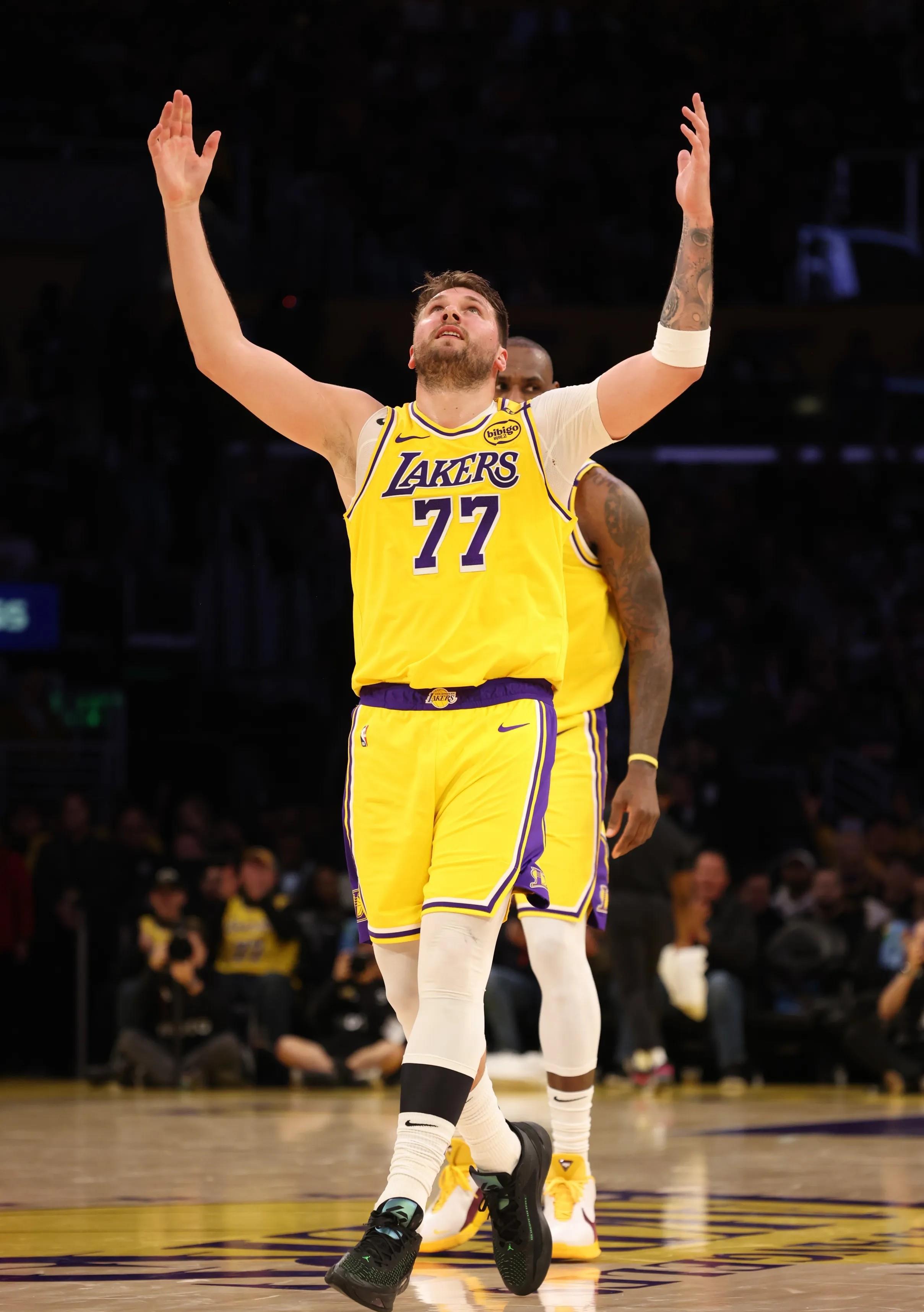 爱游戏APP-湖人击败步行者，霍勒迪27分的简单介绍