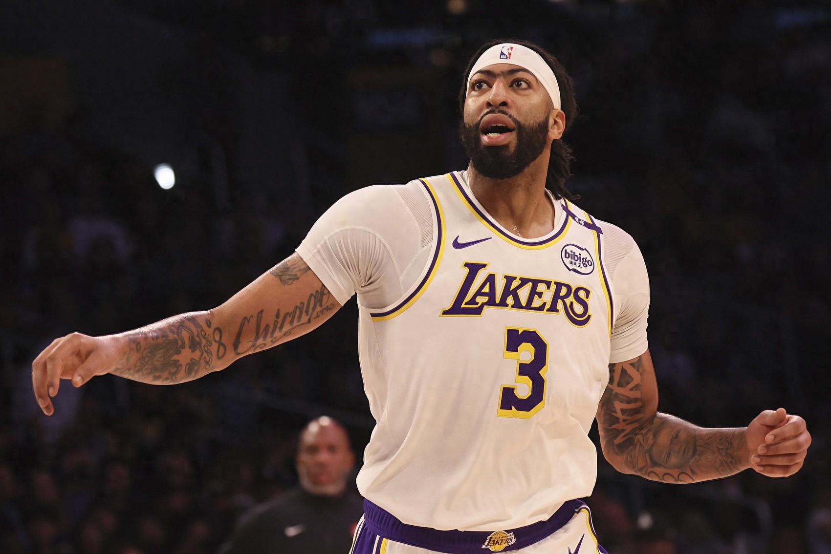 湖人不敌猛龙，戴维斯26分无解