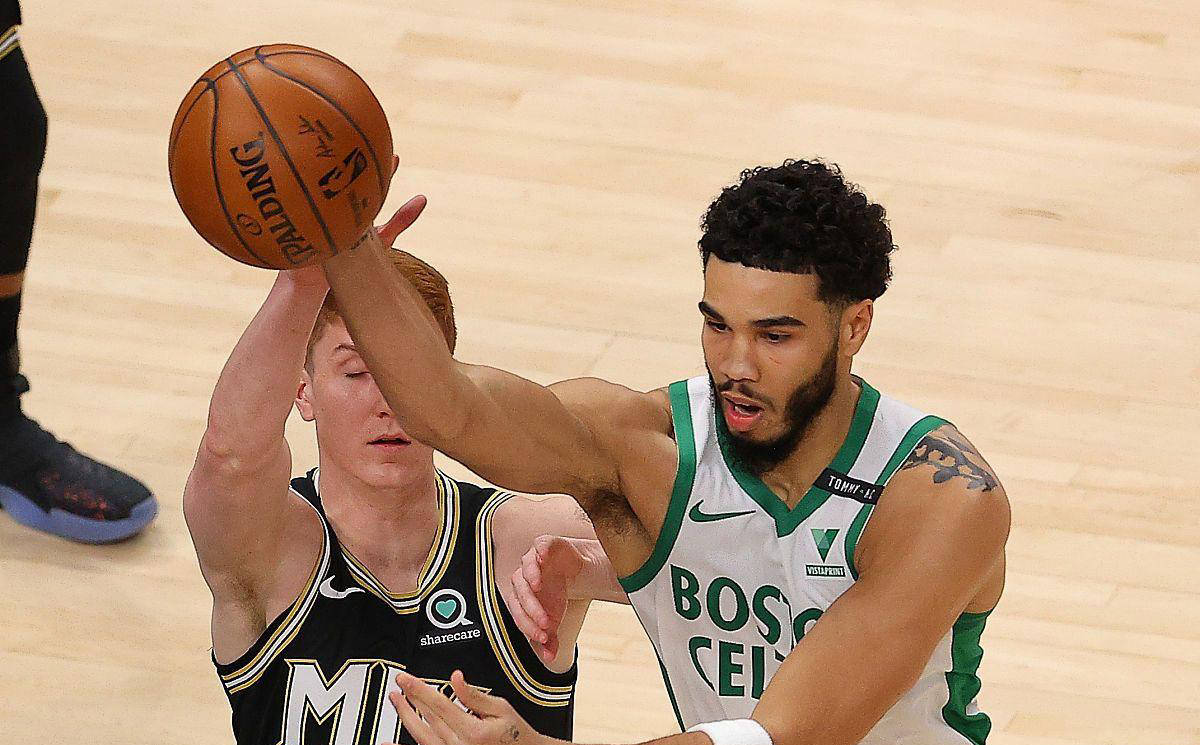 猛龙力克凯尔特人,普尔克砍下关键球的简单介绍 猛龙力克凯尔特人,普尔克砍下关键球的简单介绍