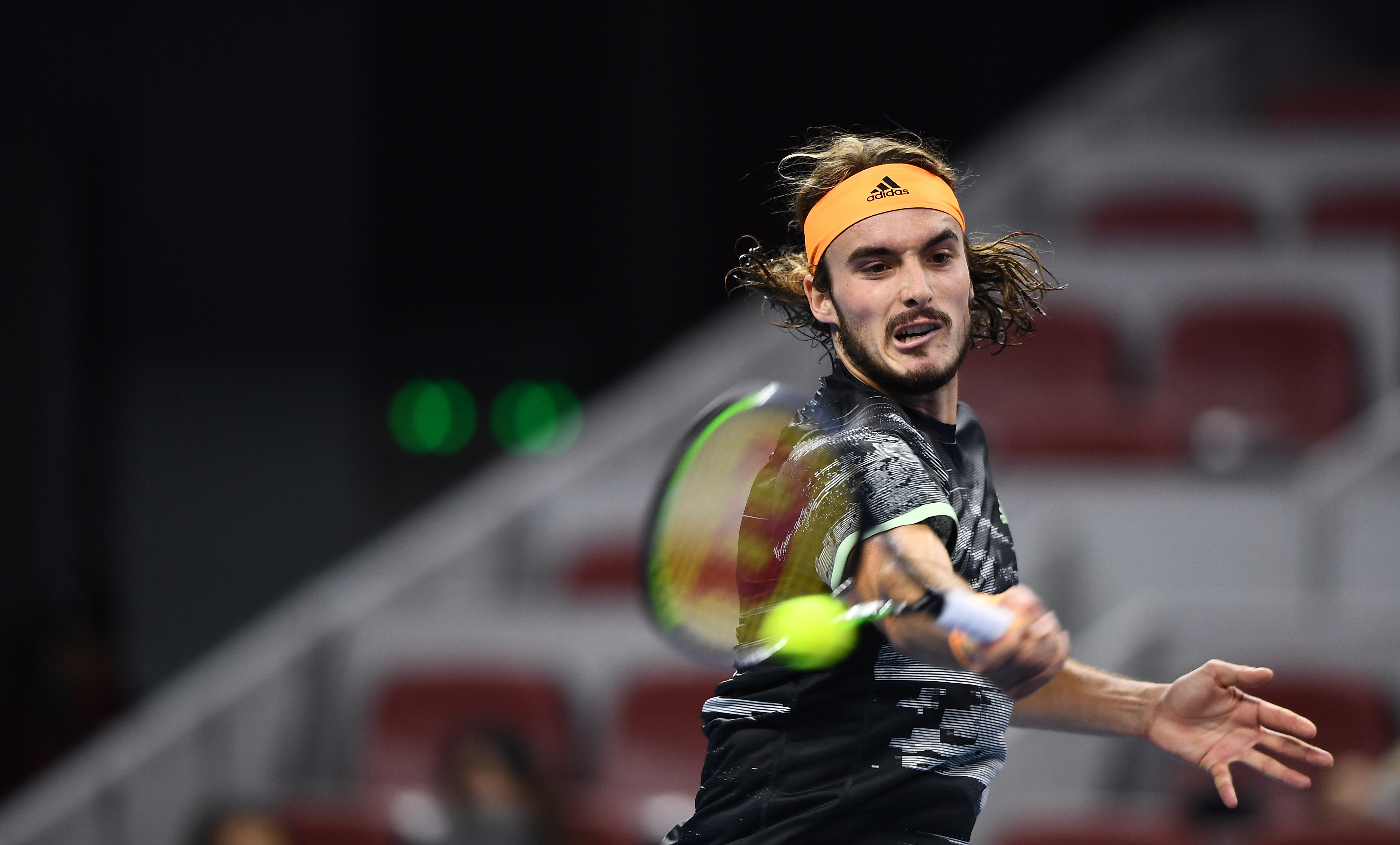 爱游戏tv-法国网球队碾压欧洲网球队，西西帕斯惊艳世界