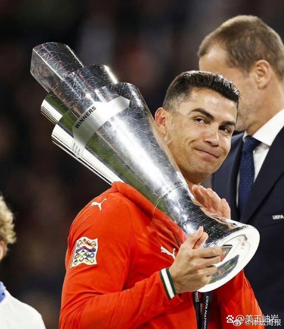 瑞典轻取哥伦比亚，C罗带队取胜