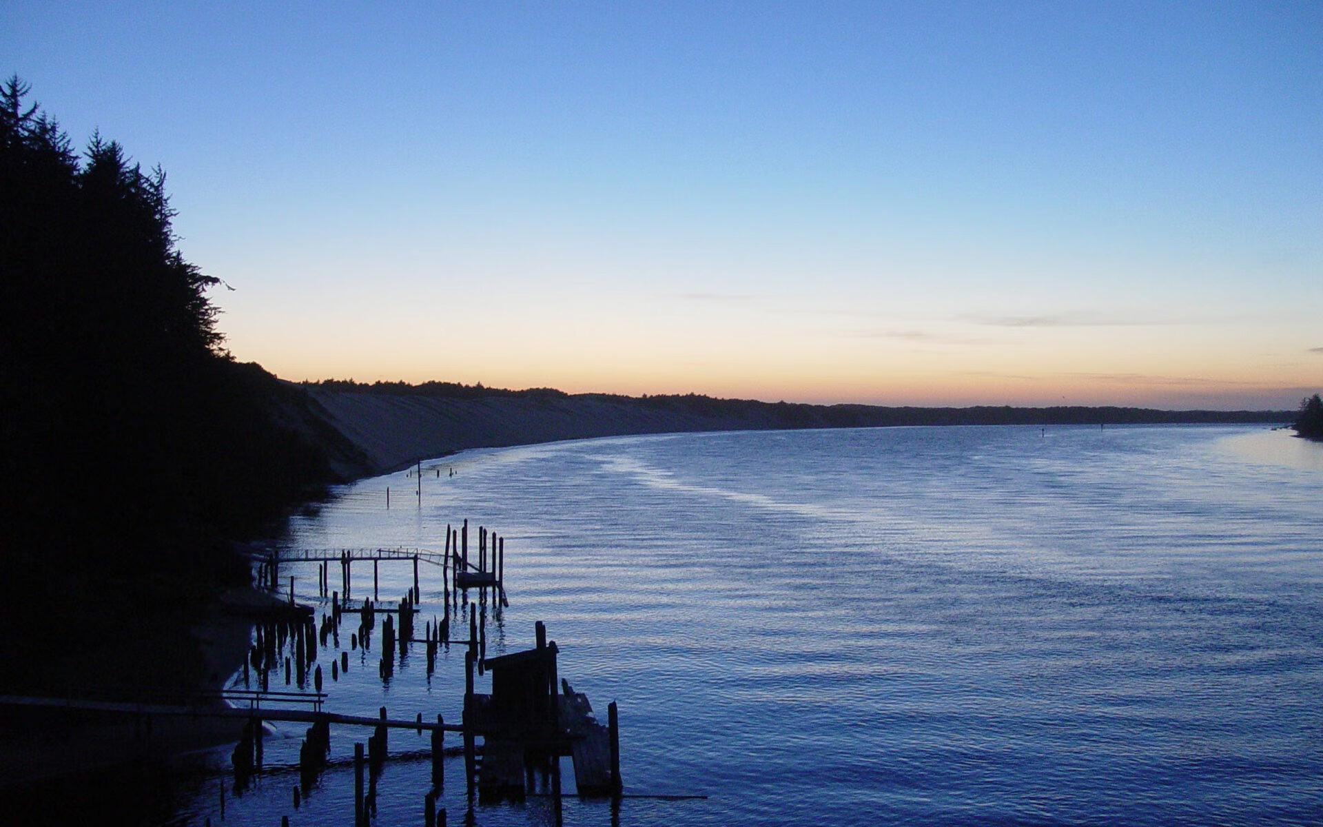 霍勒迪34+10力挽狂澜！鹈鹕生死战险胜独行侠延续季后赛希望